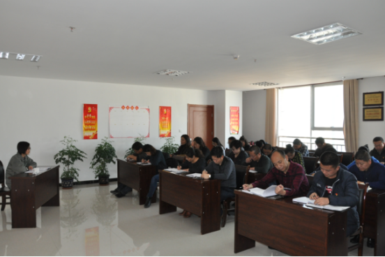 集團(tuán)黨委委員、副總經(jīng)理劉玲同志宣講黨的十九大精神