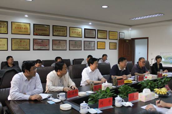 省委常委、副省長駱玉林實地考察物產(chǎn)集團“雙百”行動重點項目